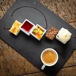 فندق Hotel-restaurant Logis L'aubrac 3*