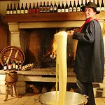 فندق Hotel-restaurant Logis L'aubrac 3*