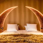 Hotel-restaurant Logis L'aubrac فندق 3*