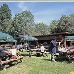 Hotel-restaurant Logis L'aubrac لاغيول