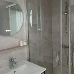 호텔 Hotel-restaurant Logis L'aubrac 라귀올르