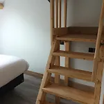 호텔 Hotel-restaurant Logis L'aubrac 라귀올르