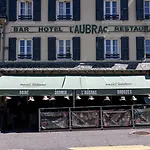 Hotel-restaurant Logis L'aubrac 호텔