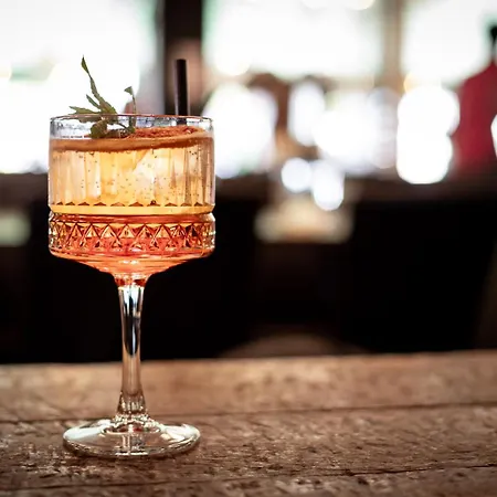 Hotel-restaurant Logis L'aubrac 호텔 라귀올르