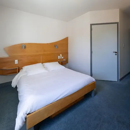 Hotel Hotel-restaurant Logis L'aubrac