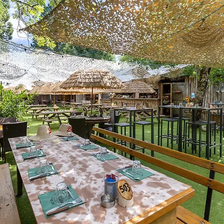 Hotel-restaurant Logis L'aubrac 3* Лайоль