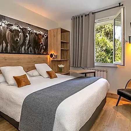 Hotel-restaurant Logis L'aubrac Отель